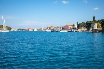 Obraz premium View from water of Stari Grad cityscape, Croatia