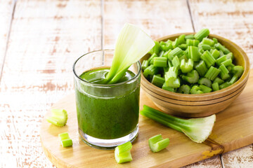 celery smoothie, green juice, natural vegetables.