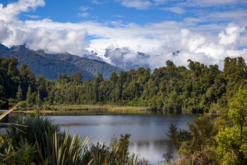 Fototapeta na wymiar Scenic view of Lake Mapourika in New Zealand