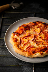 pizzas con jamón y queso