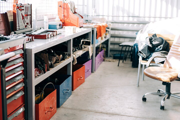 Obraz premium Car repair tools at service station