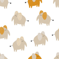 Naklejka premium Vector hand-drawn colored childish seamless repeating simple flat pattern with cute elephants in Scandinavian style on a white background. Cute baby animals. Pattern for kids.