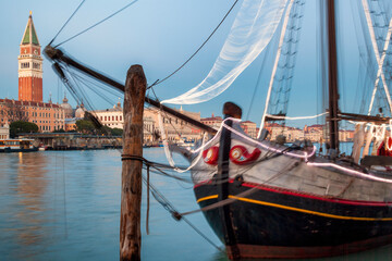 Venezia. Trabaccolo, barca da diporto restaurata 