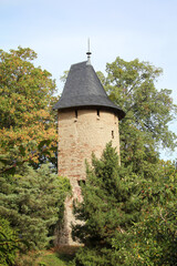 Ein mitterlalterlicher Turm der ehemaligen Stadtmauer.