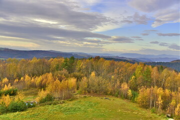 Pogórze Rożnowskie, Polska, szlaki górskie, jesień © Albin Marciniak