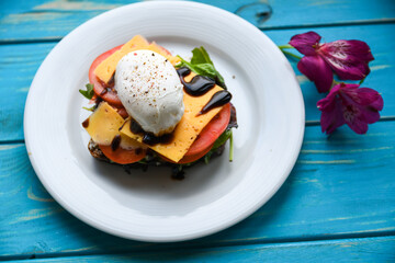 natural, restaurant, dish, morning, brunch, tomato, raw, top view, cream, dinner, poached egg, health, closeup, rye, cuisine, copy space, yolk, rustic, eating, sandwich, bread, breakfast, food, health