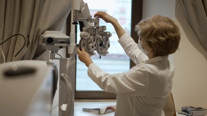 Phoropter Optical Device for Measuring Vision