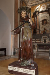 Napoli - Statua di San Francesco d'Assisi nella Basilica di Santa Maria alla Sanità