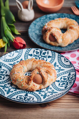 Scarcella, a traditional Apulian pastry for Easter