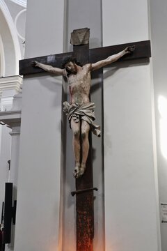 Napoli - Particolare del Crocifisso della Basilica di Santa Maria alla Sanit&agrave;