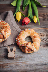 Scarcella, a traditional Apulian pastry for Easter