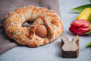 Scarcella, a traditional Apulian pastry for Easter