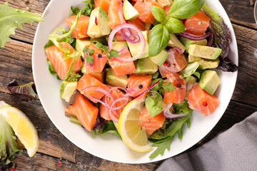 vegetable salad with salmon and avocado