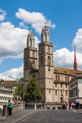 Obraz premium Grossmunster Church-the symbol of Zurich, Switzerland