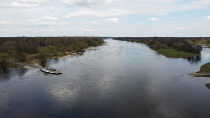 Blick von Oben auf die Elbe in Sachsen Anhalt in Aken