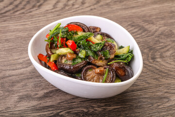 Marinated shiitake mushrooms with herbs