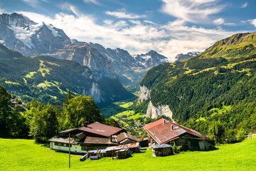Obraz premium View of the Lauterbrunnen valley in Swiss Alps