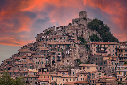 Veduta di Olevano Romano - Roma - Lazio - Italia