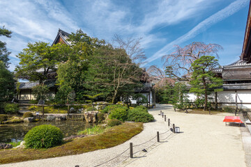 日本 京都 知恩院の春景色