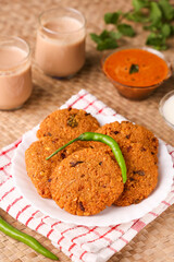 Parippu vada Kerala Snacks lentil dal fritters Vadai, Vadei popular South Indian deep fried hot and spicy tea time food. Traditional food Pongal, Onam, Vishu in tamil nadu Street food India Sri Lanka