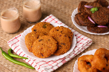Parippu vada Kerala Snacks lentil dal fritters Vadai, Vadei popular South Indian deep fried hot and spicy tea time food. Traditional food Ramadan, Onam, Vishu in tamil nadu Street food India Sri Lanka