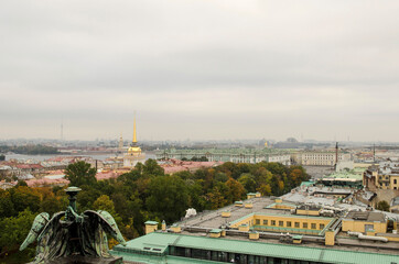 Fototapeta na wymiar View of St. Petersburg from the colonnade of St. Isaac's Cathedral Russia