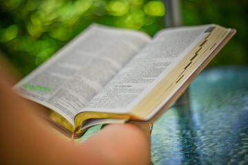 Estudio de la Biblia 