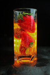 Cocktail Yellow Strawberry