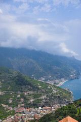 Fototapeta na wymiar beautiful view of the Amalfi Coast from Ravello in Italy. the Mediterranean, the mountains and the city.