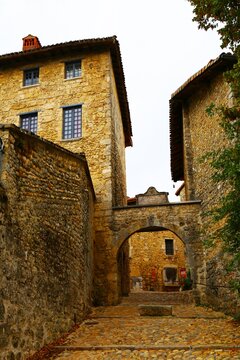 old house in the town of Perouges