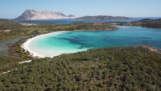 Veduta Aerea della Bellissima Spiaggia di Cala Brandinchi in localit&agrave; coda cavallo, Sardegna