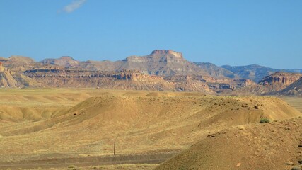 Fototapeta na wymiar Buttes and Mountains Terrain of Utah