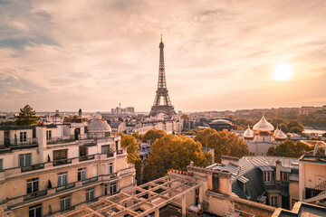 Fototapeta na wymiar Sunset view to Eiffel tower in Paris, France. 