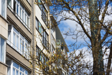 immobilier logement maison quartier appartement Bruxelles building balcon environnement 