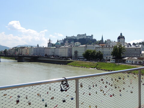 Por las calles de Salzburgo y sus castillos.
