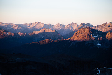 Naklejka premium sunrise in the mountains
