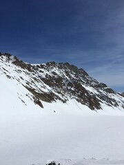 Obraz premium snow covered mountains