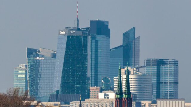Panorama nowoczesnej Warszawy. Warszawa centrum biznesowe. Nowoczesna architektura