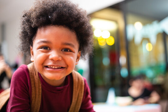 Kind Smiling Boy Face (Black)