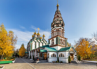 Fototapeta na wymiar Beautiful church in Khamovnikiю Russia, Moscow
