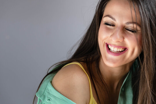 Dimples Bilder Durchsuchen 40,855 Archivfotos, und