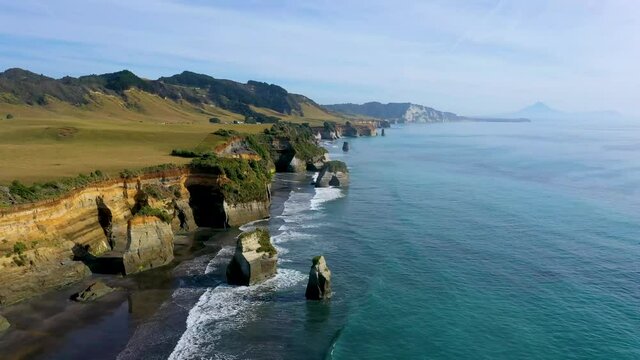 "Three Sisters and the Elephant Rock in New Zealand"