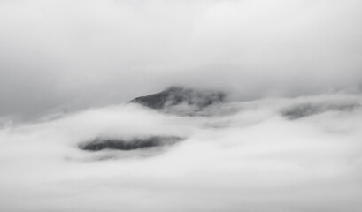 Obraz premium fog in the mountains
