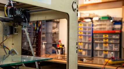 man developing a part on a 3d printer