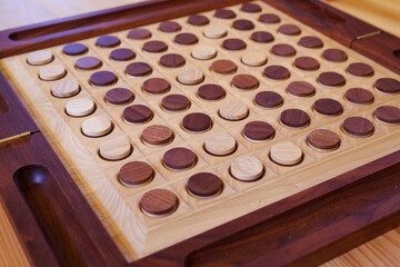 子供のプレイルームの木のおもちゃ