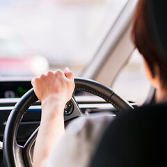 Naklejka premium 運転 ハンドル 自動車 日本人 