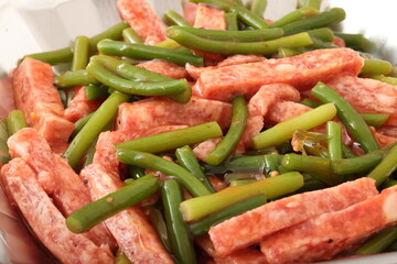 牛肉やわらか炒め用　にんにくの芽