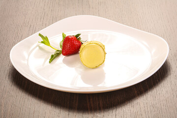 Sweet tasty almond pastry – macaroon