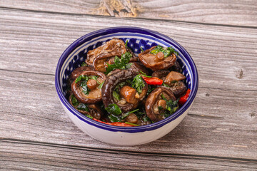 Marinated shiitake mushrooms with herbs