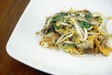 Stir fried mussel with bean sprouts, Thai food